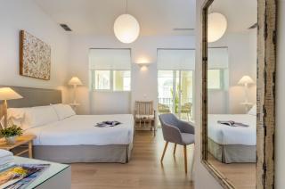 Suites Sevilla Plaza - Sevilla - 0