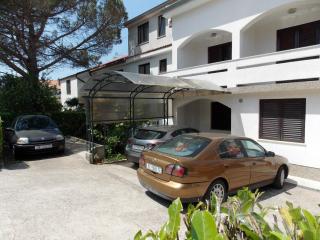 Apartments Ćutić - Malinska - 8