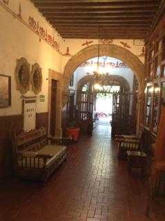 Hotel Los Escudos - Pátzcuaro - 8