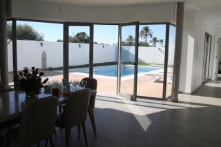 VILLA NOUR DJERBA plain pied haut de gamme piscine proche de la plage - 3