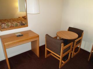EZ 8 Motel Newark - Newark - 2