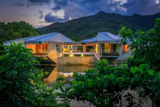 Alkira Daintree Rainforest Luxury Holiday Home with Private Beach - Cape Tribulation - 4