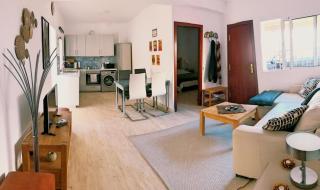 Town House with Patio in Quiet Residential Area 10 Min from Beach - Torremolinos - 7