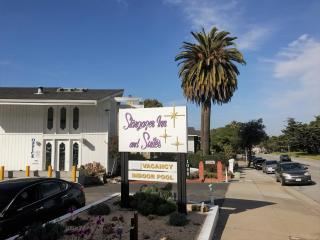 Stargazer Inn and Suites - Monterey - 4