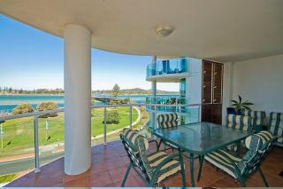 Mirage 602 - Tuncurry - 0