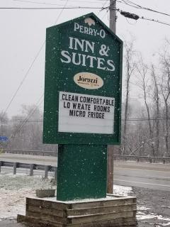 Perry-O Inn & Suites - Star Junction - 0