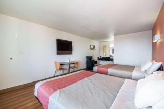 Motel 6-Connellys Springs, NC - Hickory - 9