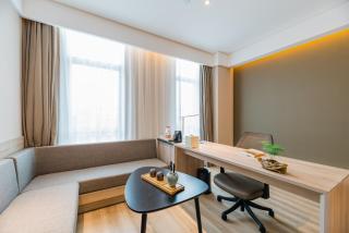 Atour Hotel (Nanjing Xingang Development Area) - 3