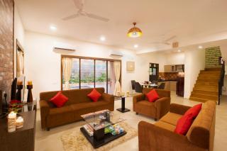 SaffronStays Dhyana - 3BR pet-friendly pool villa with Wi-Fi, indoor games and riverside trails in Wadas gated estate - Pālghar - 4