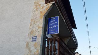 Rooms & Apartments Amelee - Zagreb - 0