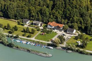 Gasthof-Pension Luger - Wesenufer - 7