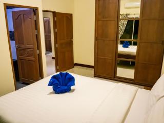 Villa Tanya, 3 Bed with Private Pool and Jacuzzi - Rawai Beach - 0