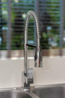 Luxury Beachfront Apartment with Direct Pool Access - 5