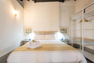 Oak & Sandstone Studio - Space Maison Apartments - Sevilla - 4