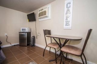 Hays #B Near Downtown Guest Studio - San Antonio - 5