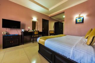 Kallada Regency - Irinjālakuda - 8