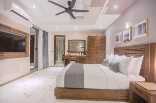 Samann Grand - 1