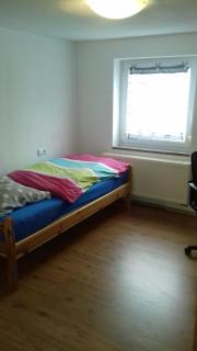 Biberach-Riss-Zimmer-frei, Einzel-Zimmer Bad Küche - Birkenhard - 4