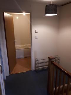 Marvellous Meridian Maisonette - Ifield - 3