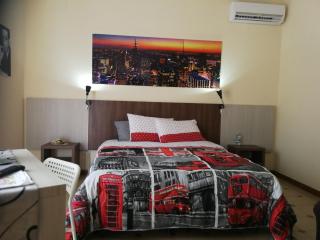 Bed & Breakfast Hollywood - Villarosa - 6