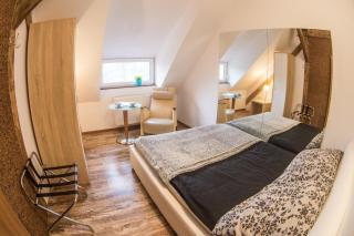 Fitness Hostel - restauracja, darmowy parking - Breslau - 9