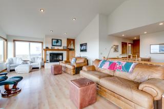 Frannie's Beachfront - 7