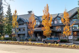 Glaciers Lodge by Outpost Whistler - Whistler - 4