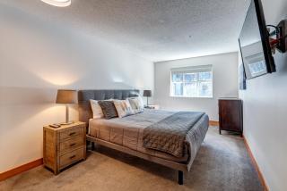 Glaciers Lodge by Outpost Whistler - Whistler - 2