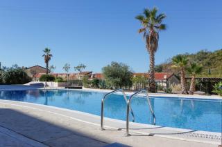 Luxury Pool Apartments near the sea - 1