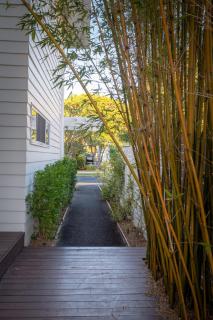 Serenity Beach Retreat - Casuarina - 3