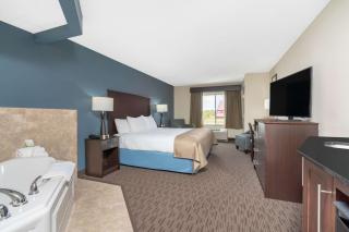 AmericInn by Wyndham Windom - Windom - 2