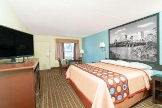 Super 8 by Wyndham North Little Rock/McCain - 5