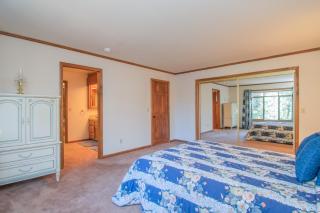 Skyland Retreat - Max nighttime occupancy of 8 - Zephyr Cove - 8
