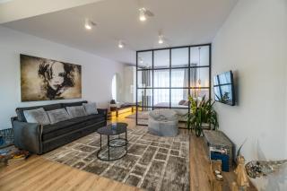 Glossy Lodge - Thessaloniki - 0