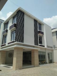 RedDoorz Plus near Lippo Mall Kemang 2 - Giacarta - 3