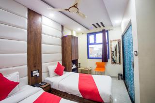 Hotel Dollar Inn - New Delhi - 8