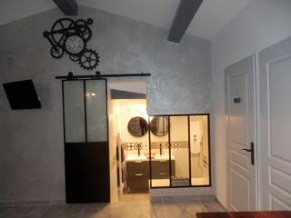 Suite luxe avec sauna et jacuzzi privée - Lambesc - 4