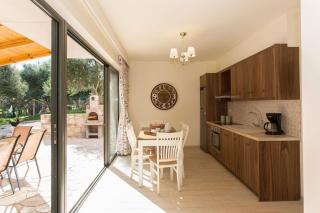 Olive Tree Farm 200m from the beach - Episkopi - 2