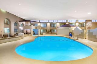 Ramada by Wyndham Midtown Grand Island - Grand Island - 6