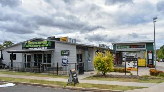 Dooley's Tavern & Motel Springsure - Springsure - 1