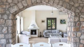 Villa Iris - Luxury traditional beachfront villa with swimming pool - Koilás - 7