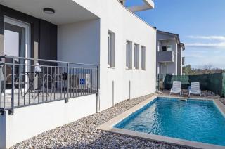 Apartments Peti - Pula - 8