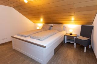 Gästezimmer - Ferienwohnung 2 - Brauhaus Dürr - Dorfprozelten - 5