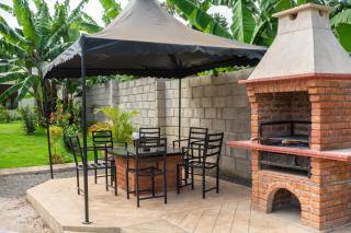 Rayan Apartments & Safaris - Arusha - 1