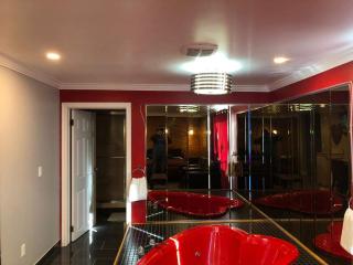 Motor Court Motel - London - 8