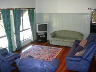 Cooloola Cottage Rainbow Beach - Rainbow Beach - 4