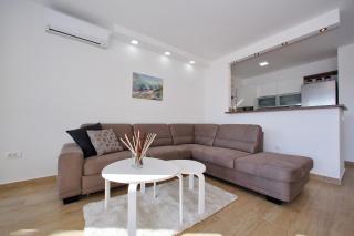Luxury Apartments SIKIRIC_2 with Fantastic View on the sea - Bibinje - 2