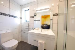 Apartments at Queenstown TOP 10 Holiday Park - 9