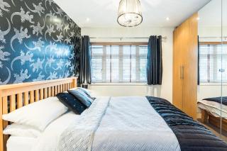 By Buildersbeds - Harlesden House 3 Bedrooms - Romford - 4