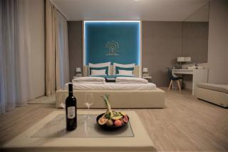 The Hotel Unforgettable - Hotel Tiliana by Homoky Hotels & Spa - Budapest - 1